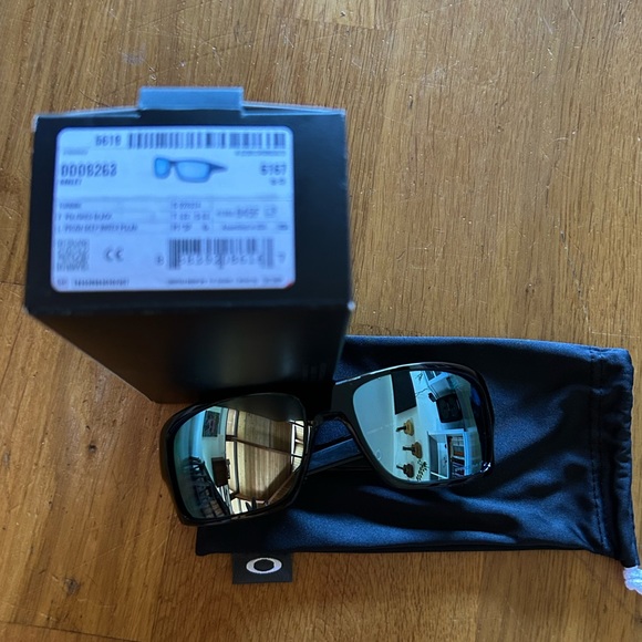 Brand new with box Oakley turbine sunglasses